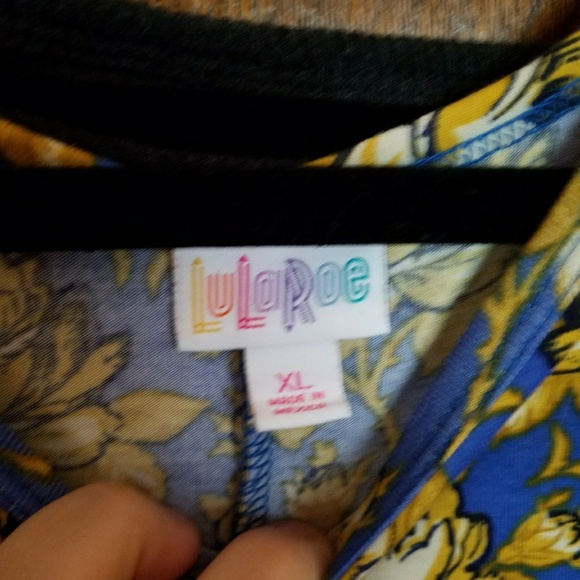 Lularoe carly - Picture 3 of 3